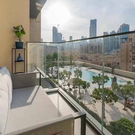 Full Burj Khalifa Views / 5 Min Walk From Dubai Mall / Designer Choice / 6 People / New Building Exterior photo